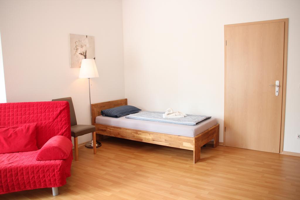 Apartment Am Zoo Lipsia Esterno foto